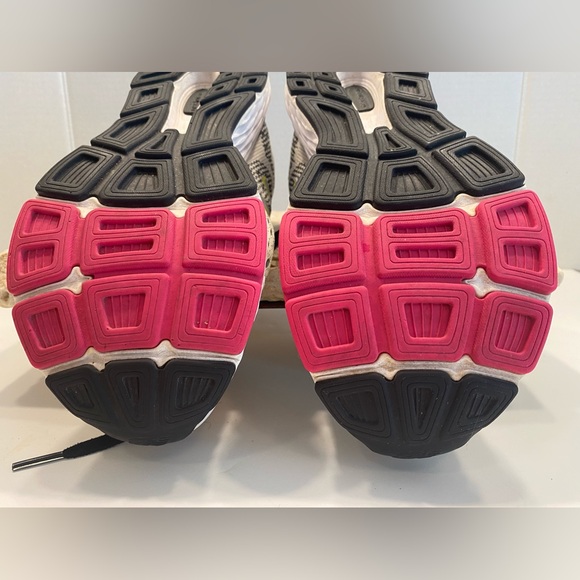 New Balance 680 V.6 Running Shoes White & Black Sz 10 - Picture 12 of 12